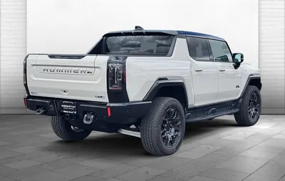 2026 GMC Hummer EV 3X Pickup — tailgate and rear bumper